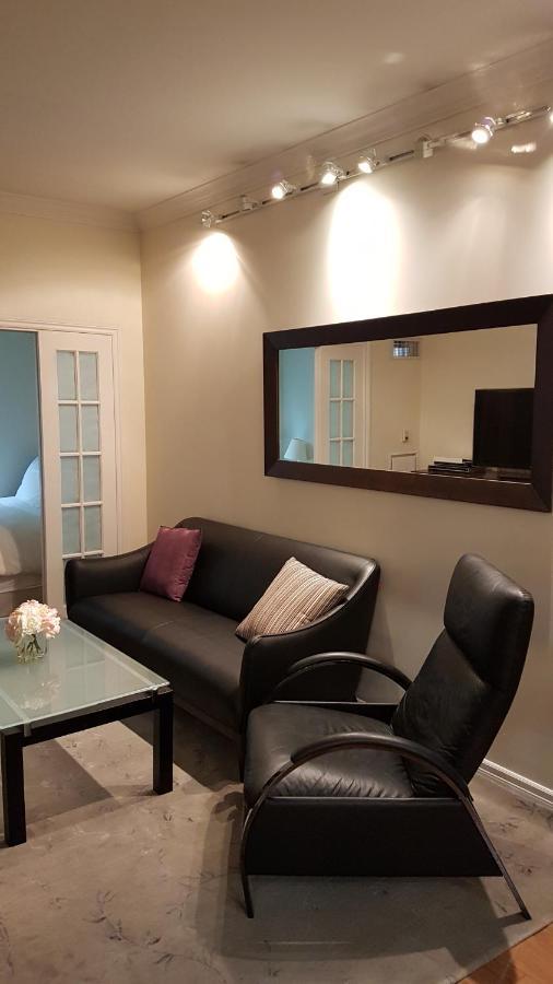 Toronto Luxury Accommodations - Qwest Экстерьер фото